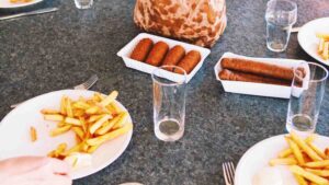 Bruges restaurants, where to eat in Bruges, restaurants in Bruges Belgium, traditional Belgian food in Bruges, vegan restaurants in Bruges, romantic restaurants in Bruges, fine-dining restaurants in Bruges, affordable restaurants in Bruges, Brugge restaurants.