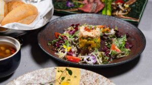 Bruges restaurants, where to eat in Bruges, restaurants in Bruges Belgium, traditional Belgian food in Bruges, vegan restaurants in Bruges, romantic restaurants in Bruges, fine-dining restaurants in Bruges, affordable restaurants in Bruges, Brugge restaurants.