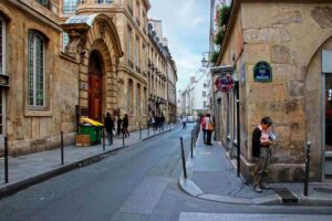  Le Marais Le Marais stunning street of paris