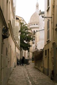 Notre-Dame walk charming streets of paris