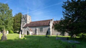 chilham beautiful old village, chilham beach, chilham kent map