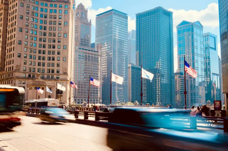 Traffic and skyscrapers on Michigan Avenue, Magnificent Mile
