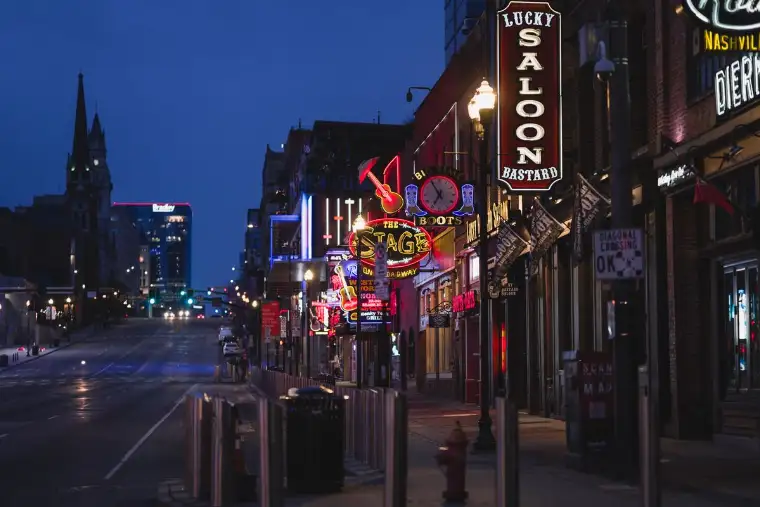Neon signs on Broadway in Nashville at night
