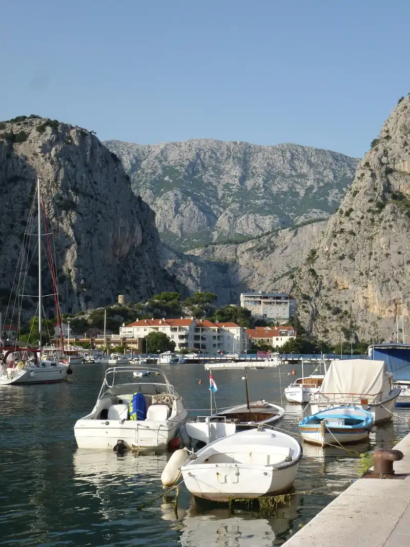 Omiš town between cliffs and the Cetina River