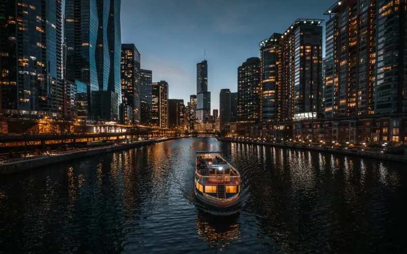 Chicago River at night between River North and the Loop